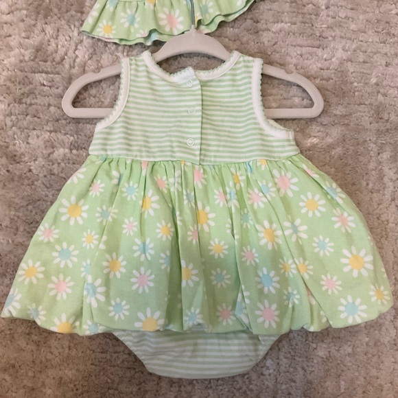 Little Me Flower Bubble with Hat - Picture 3 of 5